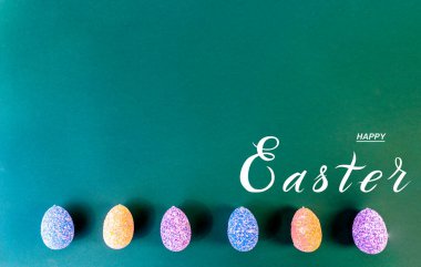 Mutlu Paskalyalar! Paskalya 'da Boşluğu Kopyalayan Düz Yat, İnternet afişi