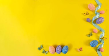 Mutlu Paskalyalar! Paskalya 'da Boşluğu Kopyalayan Düz Yat, İnternet afişi