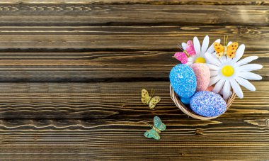 Mutlu Paskalyalar! Paskalya 'da Boşluğu Kopyalayan Düz Yat, İnternet afişi