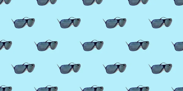 Seamless summer pattern with sun glasses