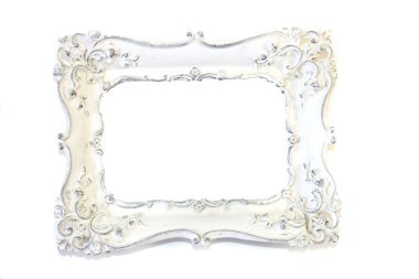 Fotoğraf veya ayna için beyaz arkaplanda izole edilmiş Vintage çerçeve
