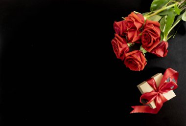 metin için yer ile Kara Cuma teması üzerinde düz yatıyordu