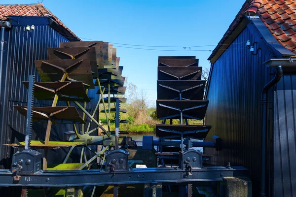 Vattenkvarn på Kollen i Nederländerna — Stockfoto