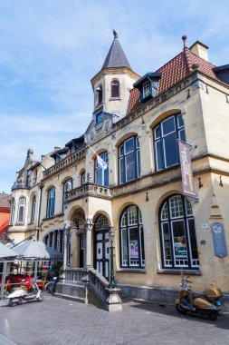 Valkenburg aan de eski binalarda Geul, Hollanda