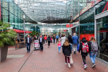modern alışveriş merkezi Spazio, Zoetermeer, Hollanda