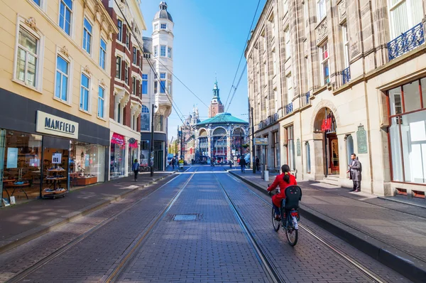 City street em Haia, Países Baixos — Fotografia de Stock