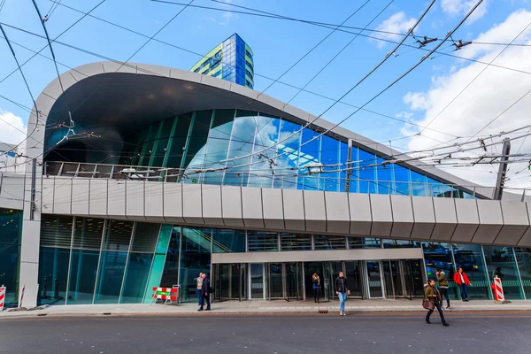 Arnhem Centraal Railway Station en Arnhem, Países Bajos — Foto de Stock