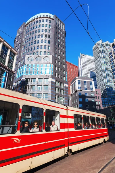 Staré tramvaje v Haagu, Nizozemsko — Stock fotografie