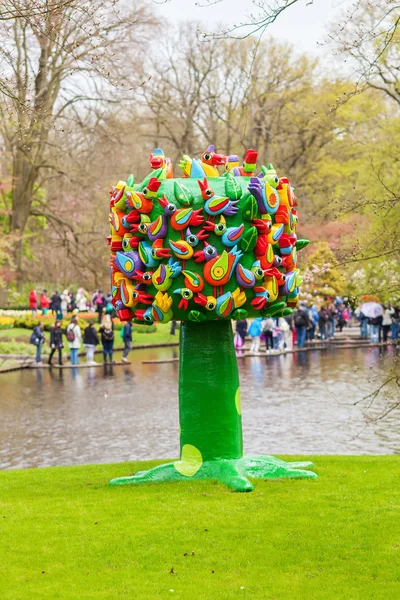 Sculpture at the Keukenhof in Lisse, Netherlands — Stock Photo, Image
