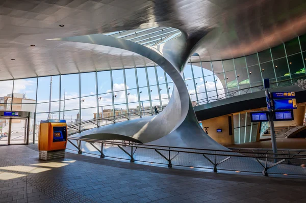 Станція Арнем - Централ у Арнемі (Нідерланди). — стокове фото