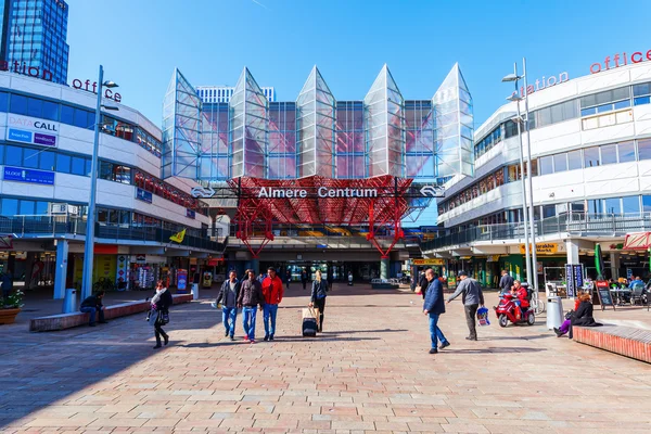 Stazione ferroviaria di Almere, Paesi Bassi — Foto Stock