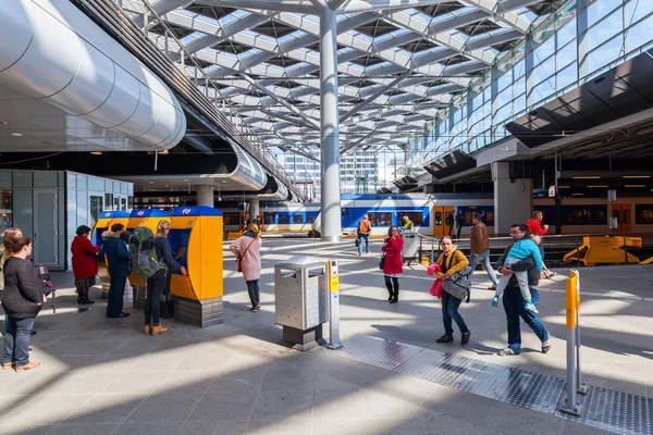 Main station in The Hague, Netherlands — Stock Photo, Image