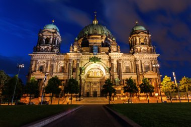 Berlin Katedrali Geceleri