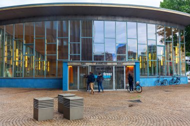 Berlin'de kalıcı sergi Grenzerfahrungen ile Traenenpalast, Almanya