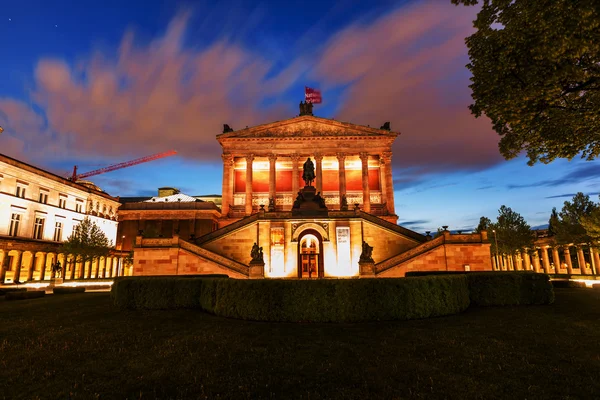 Old Nation Gallery en Berlín, Alemania, por la noche — Foto de Stock