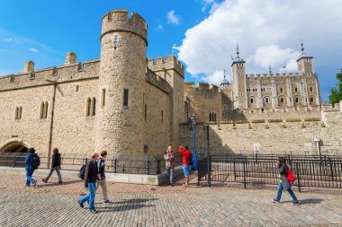 Londra'da arka Gherkin ile Londra Kulesi detay, İngiltere