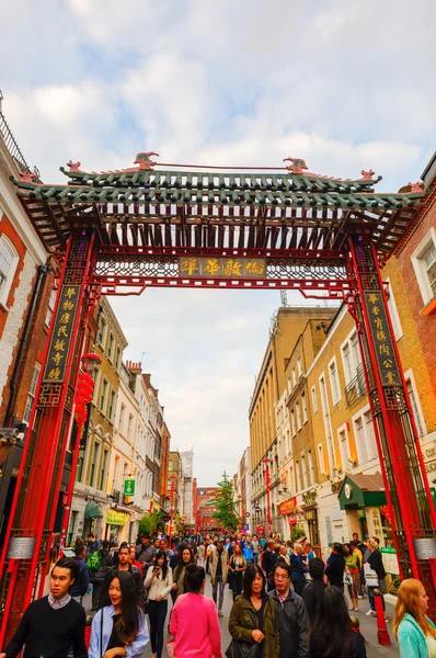 Китайський квартал у Лондоні, Великобританія, вночі — стокове фото