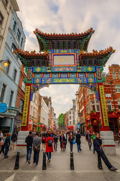 Китайський квартал у Лондоні, Великобританія, вночі — стокове фото