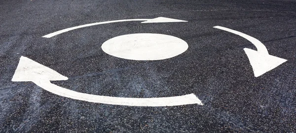 Roundabout marking on the road — Stock Photo, Image