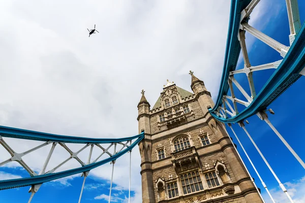 Věž most v Londýně, uk — Stock fotografie