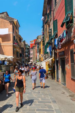 Vernazza, Cinque Terre, İtalya için sokak sahne