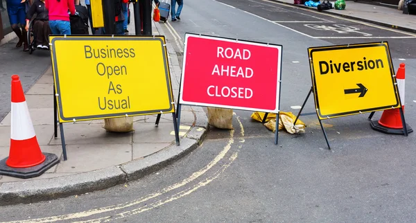 Road barrier at a road construction site — Stock Photo, Image