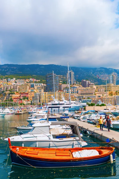 Bateaux dans le port de Monaco — Photo