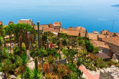 Cote dazur üzerinde Eze exotique bahçeden görünümü