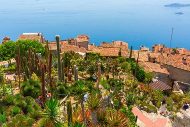Cote dazur üzerinde Eze exotique bahçeden görünümü
