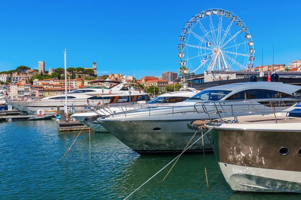 Port w Cannes, Cote dazur, Francja — Zdjęcie stockowe