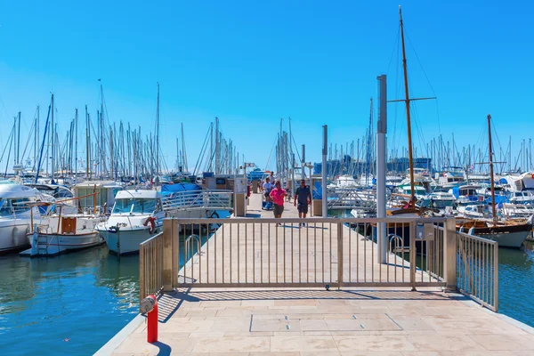 Hamnen i Cannes, Cote dAzur, Frankrike — Stockfoto