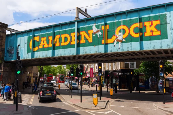 Pouliční scéna v Camden Lock, Londýn, Velká Británie — Stock fotografie