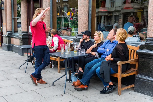 Café callejero en Notting Hill, Londres, Reino Unido — Foto de Stock