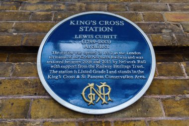 Kings Cross tren istasyonuna plaka