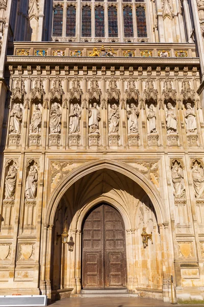 Подробности Вестминстерского аббатства в Лондоне, Великобритания — стоковое фото