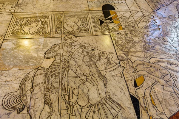 Historic floor mosaic in the Siena Cathedral — Stock Photo, Image