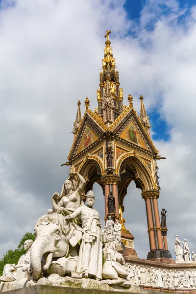 Albert Memorial em Londres, Reino Unido — Fotografia de Stock