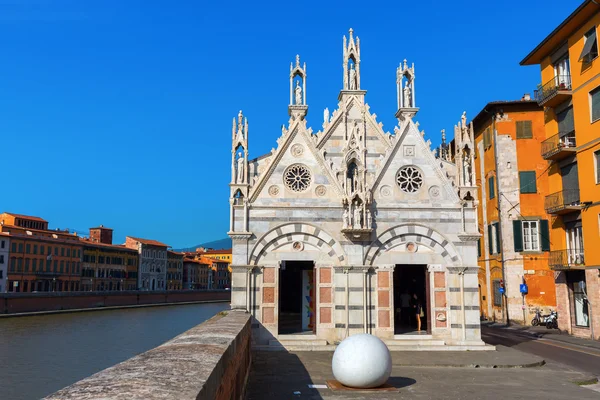 Santa Maria della Spina v Pisa, Itálie — Stock fotografie