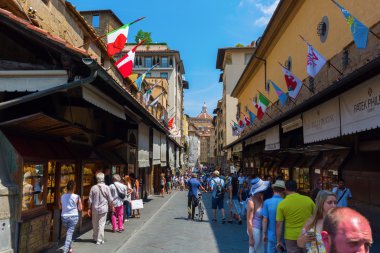 Ponte Vecchio Floransa'da Arno Nehri