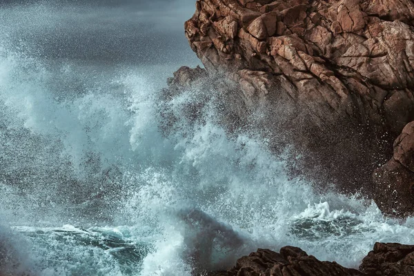 Foto Mar Tempestuoso Costa Rochosa Bretanha Fance — Fotografia de Stock