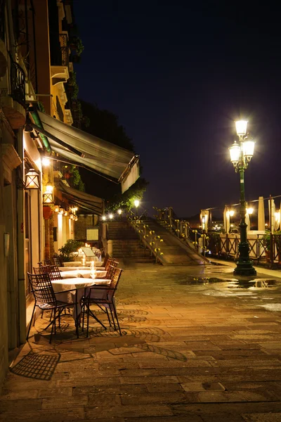 Restaurant in Venice at night — Stock Photo, Image