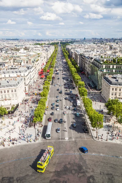 Letecký pohled na Champs-Elysees v Paříži — Stock fotografie