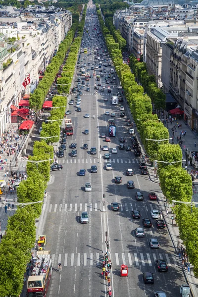 Aerial view of the Champs-Elysees in Paris, France — Stock Photo, Image