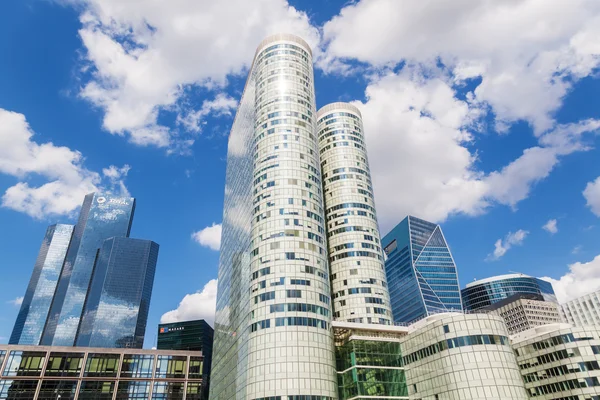 Quartier de la Défense à Paris, France — Photo