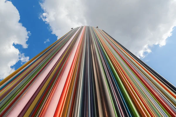 Colorful artistic column in La Defense, Paris — Stock Photo, Image