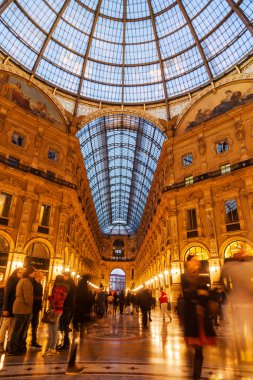 Galleria vittorio emanuele II, gece
