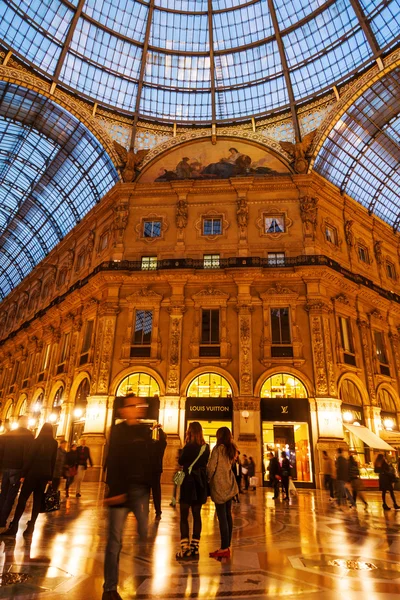 Galleria Vittorio Emanuele II di notte — Foto Stock