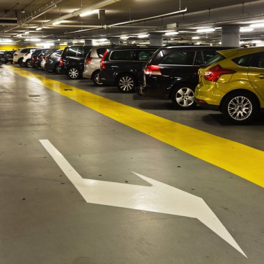 yeraltı otoparkı