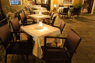 Venedik, İtalya, romantik sokak Restoran gece