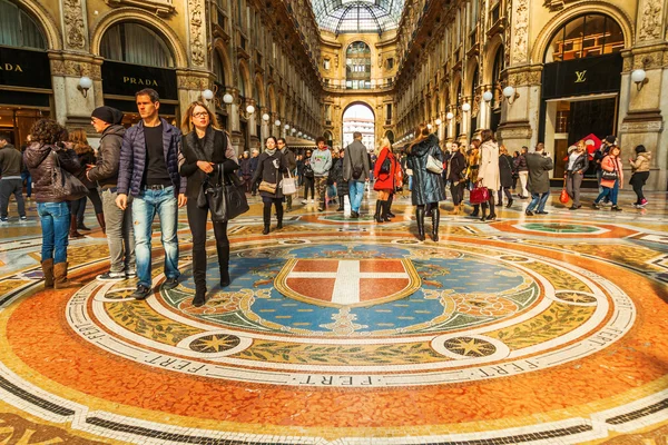 Galleria Vittorio Emanuele II w Mediolanie, Włochy — Zdjęcie stockowe